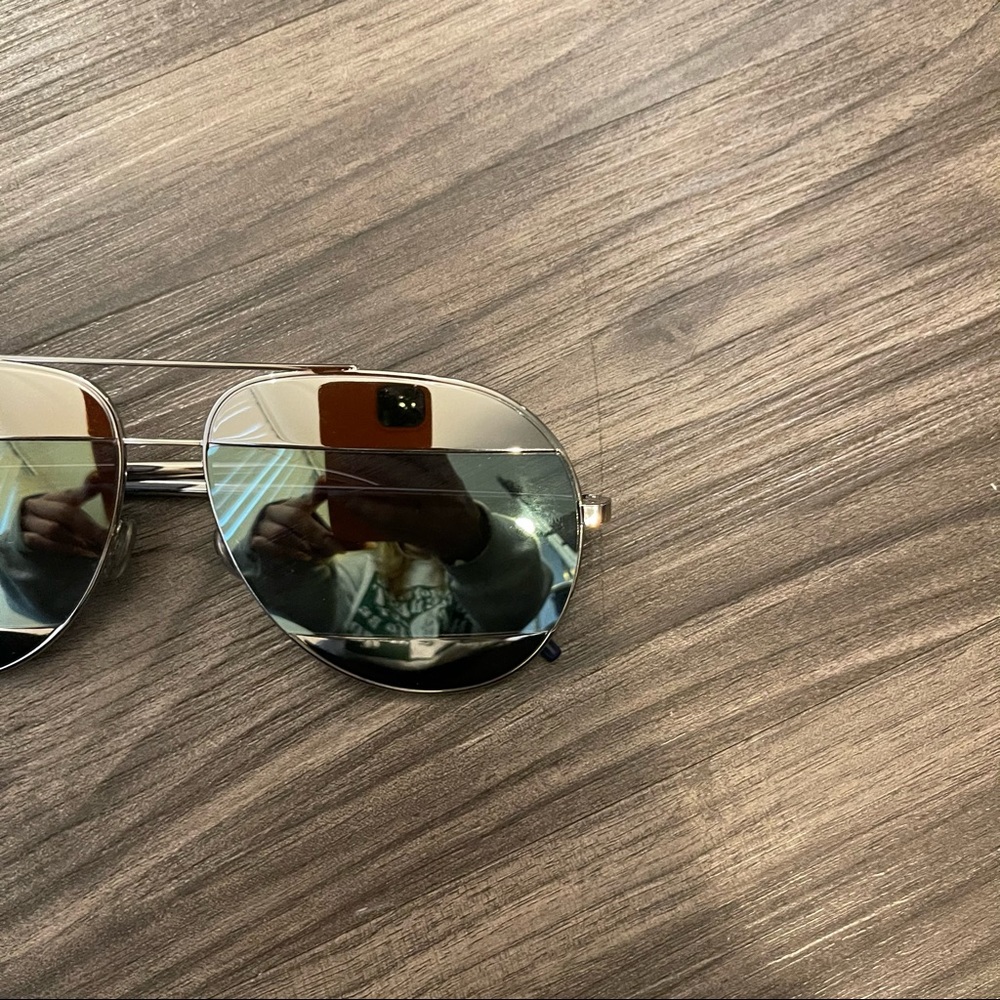 Dior Split Aviator Sunnies - Picture 3 of 10